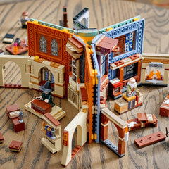 LEGO 76385 Harry Potter Hogwarts Moment: Charms Class