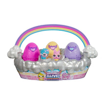 Hatchimals Alive! Spring Basket