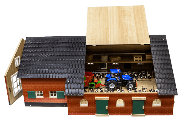 Farmhouse With Farm Building 1:32