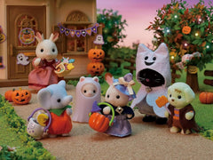 Sylvanian Families Trick Or Treat Parade