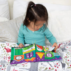 Melissa & Doug - The Wonderful World Of Peekaboo!