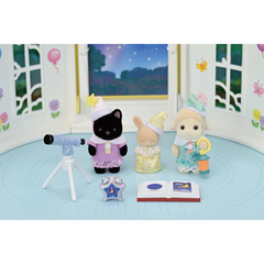 Sylvanian Families Nursery Friends - Sleepover Party Trio