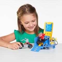 Ricky Zoom Maxwell's Transforming Trailer Set
